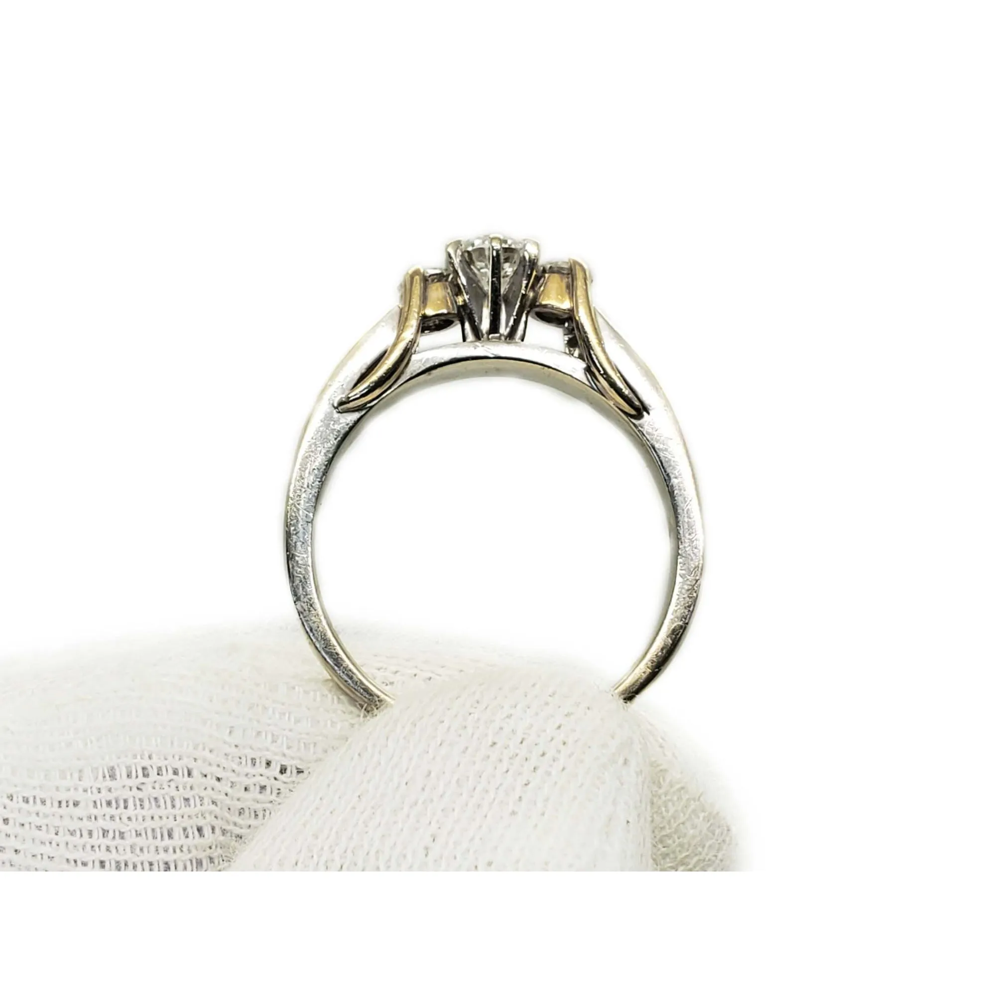 0.48 ctw Diamond Band Ring 14k Two-Tone Yellow & White Gold Size 9