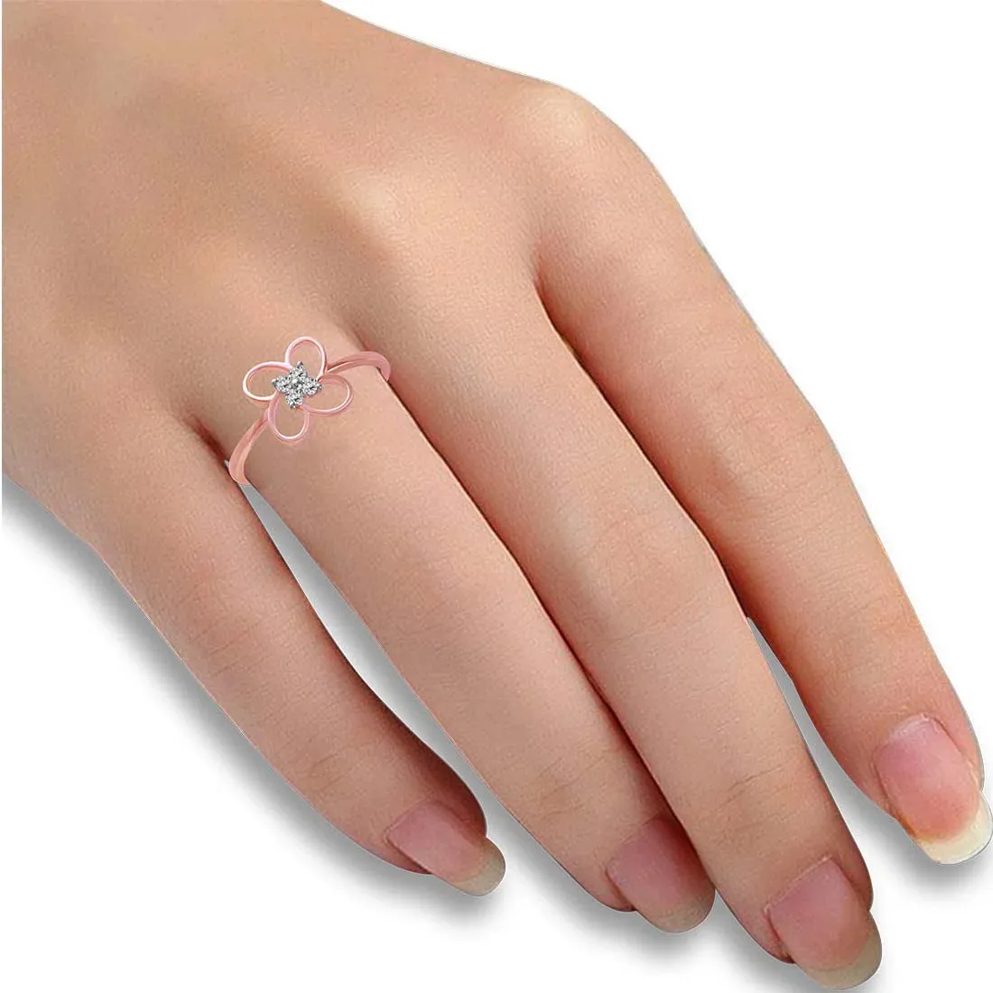 14K Gold Ring With A Butterfly Design And A Diamond-studded Centre Arranged In A Four-petal Pattern