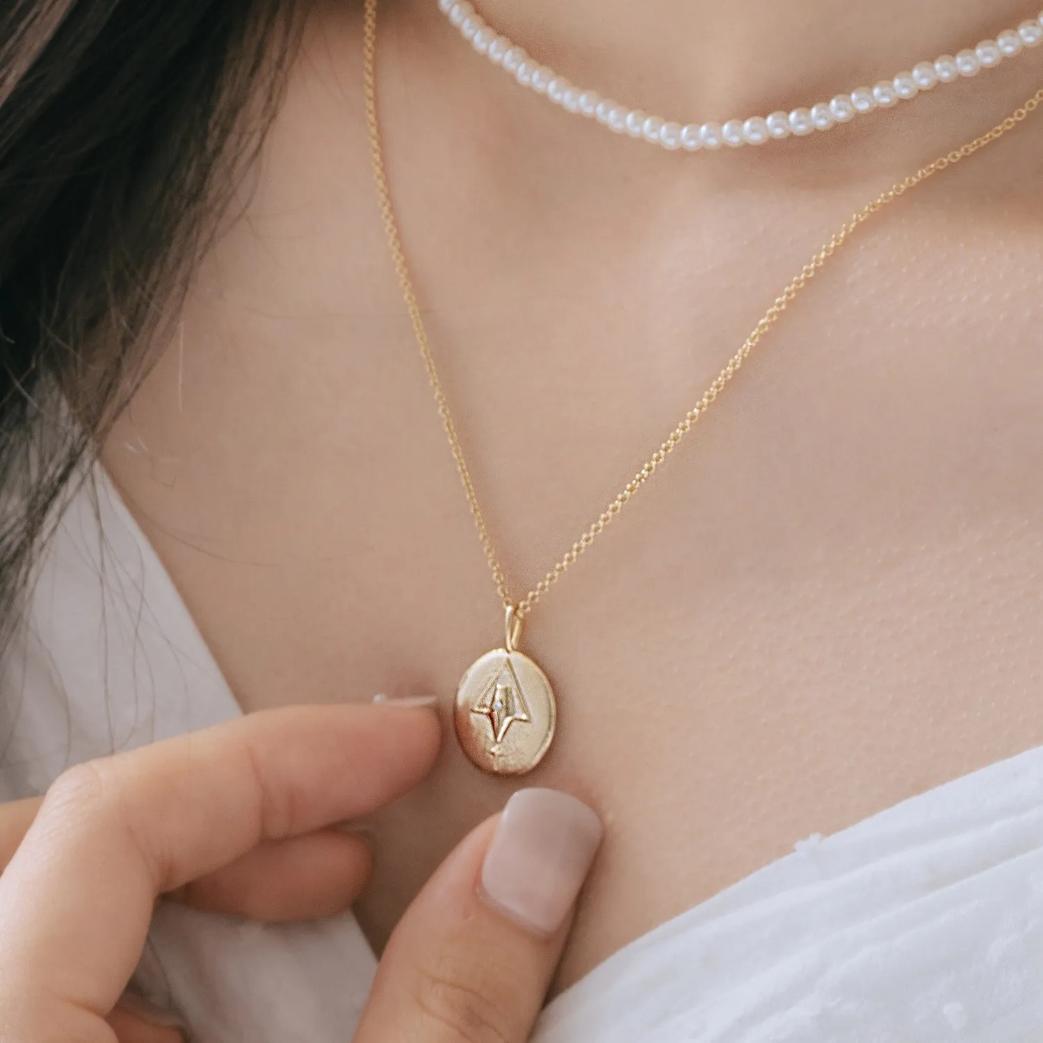[50% off] Eclor Light 12 Coin Necklace