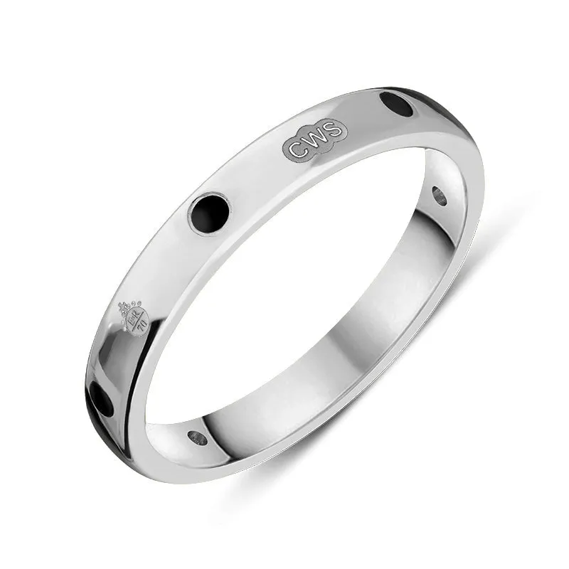 9ct White Gold Whitby Jet Queen's Jubilee Hallmark 6mm Ring D