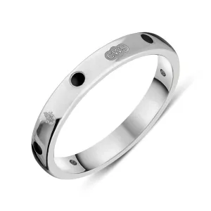 9ct White Gold Whitby Jet Queen's Jubilee Hallmark 6mm Ring D