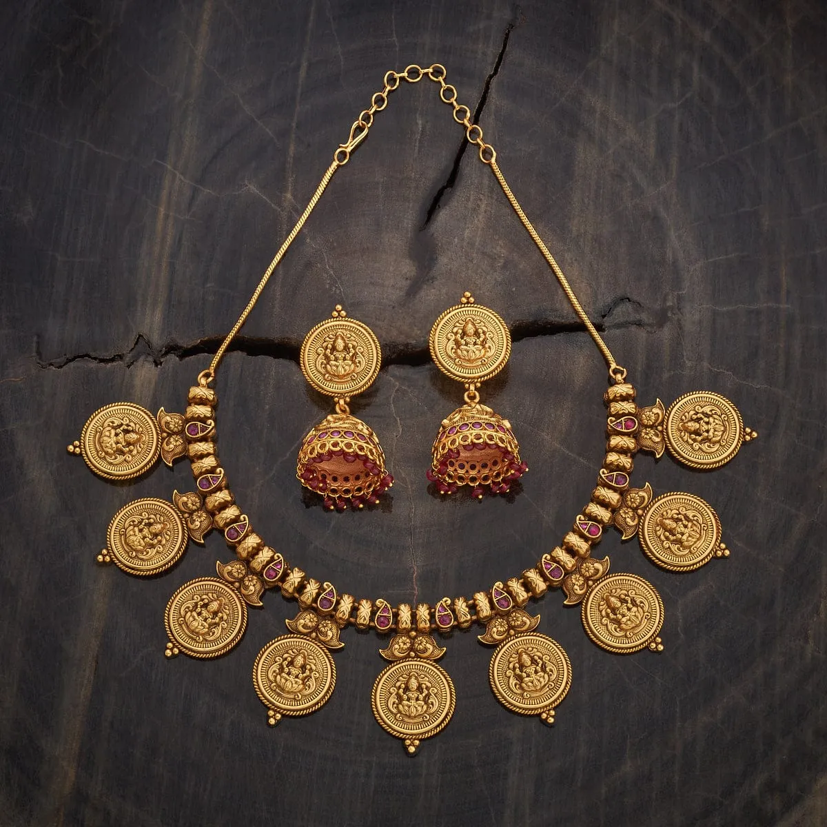 Antique Necklace 181152