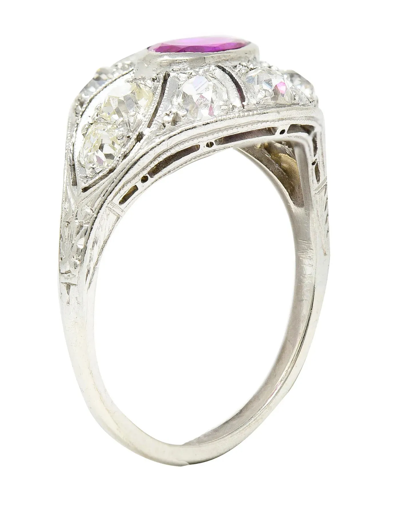 ART DECO 1.66 CTW OVAL CUT RUBY DIAMOND 18 KARAT WHITE GOLD BOMBAY DINNER RING