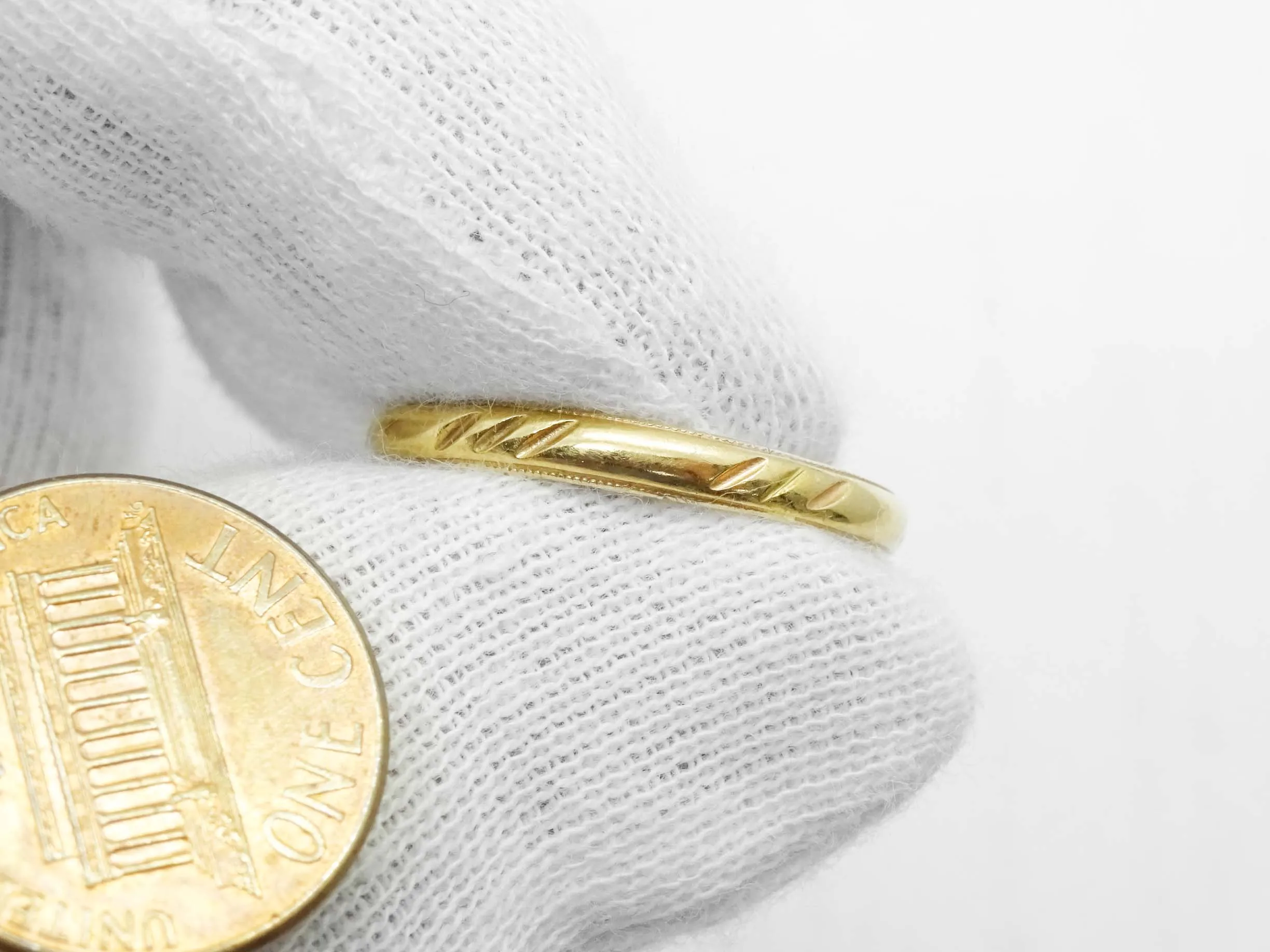 Columbia 3mm Wide Dia-Cut Milgrain Edge Wedding Band Ring 14k Gold Size 10.5