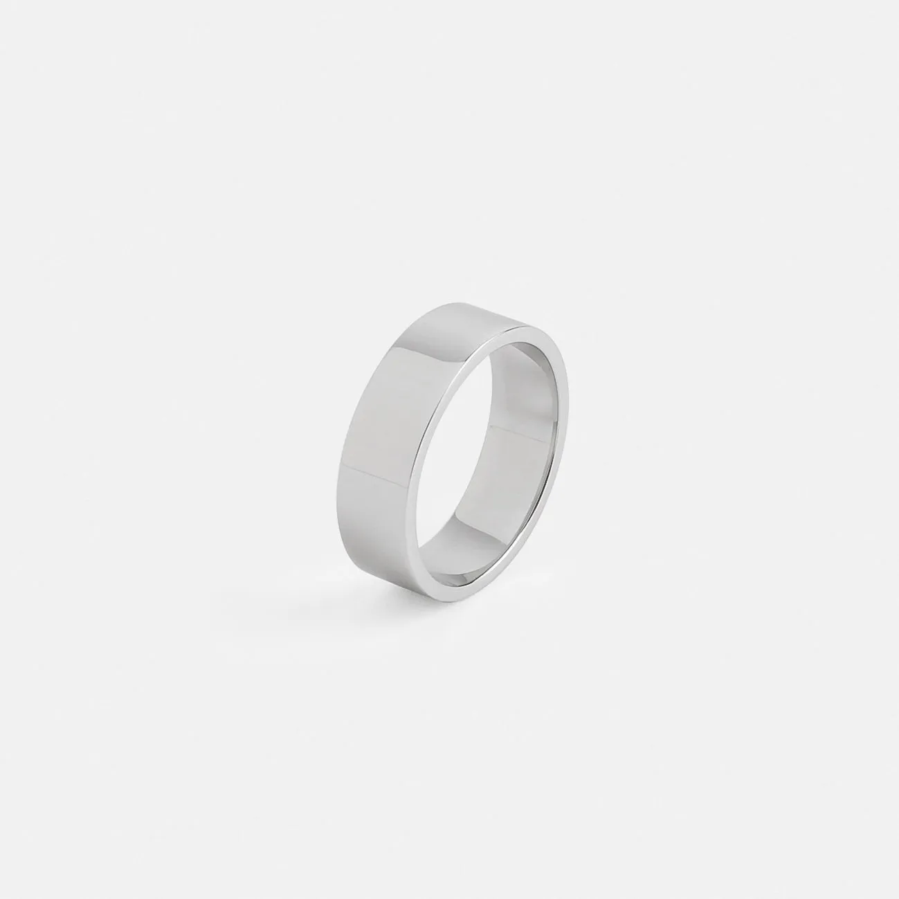 Eldi Ring in Platinum