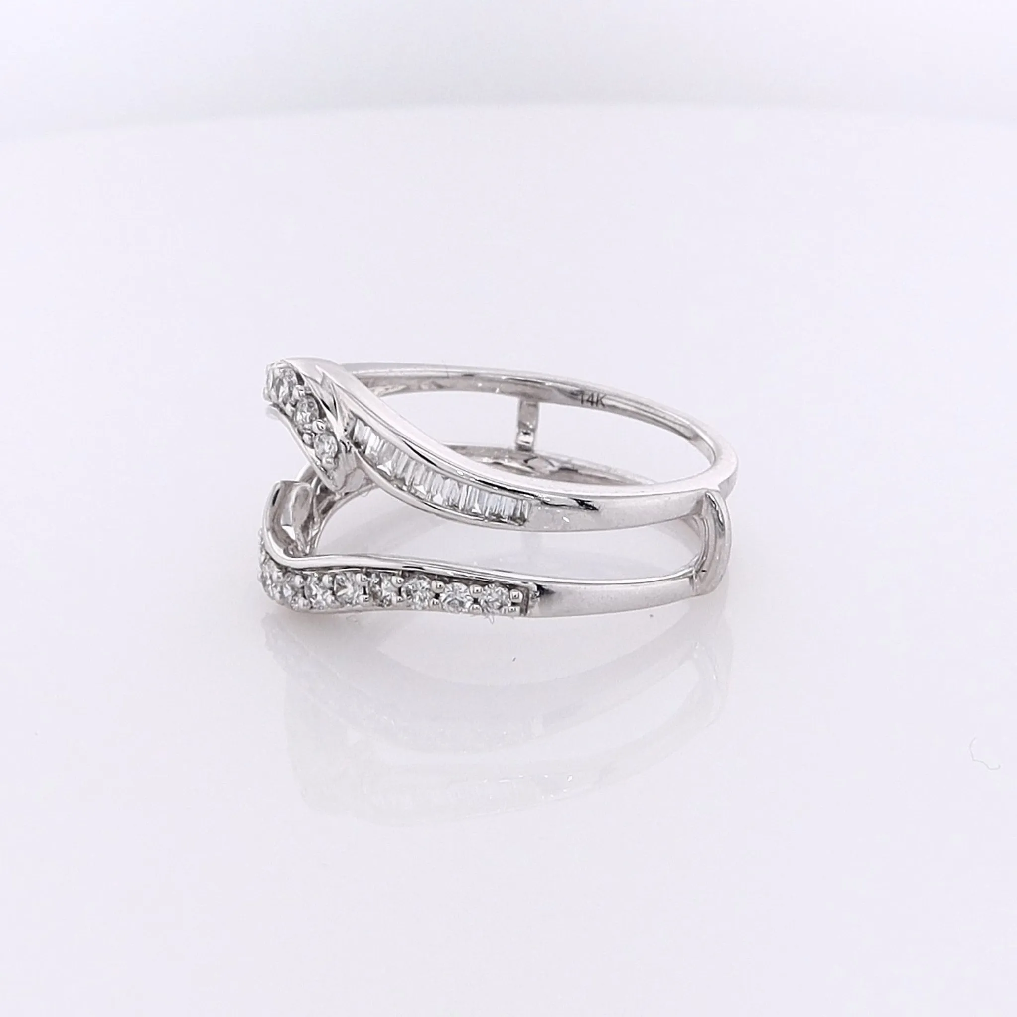 Estate 14 Karat White Gold Diamond Ring Insert