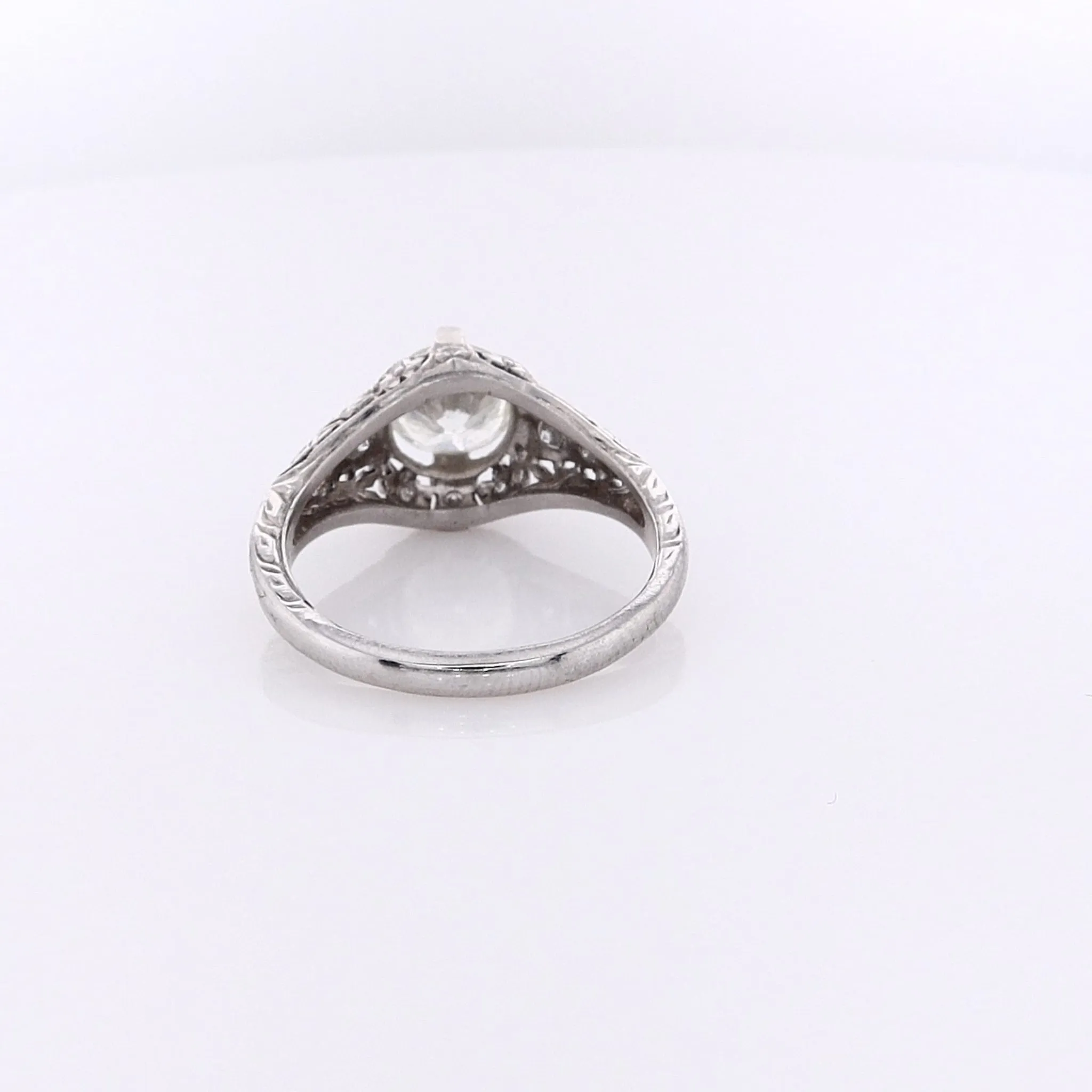 Estate Platinum Vintage Filagree Diamond Ring