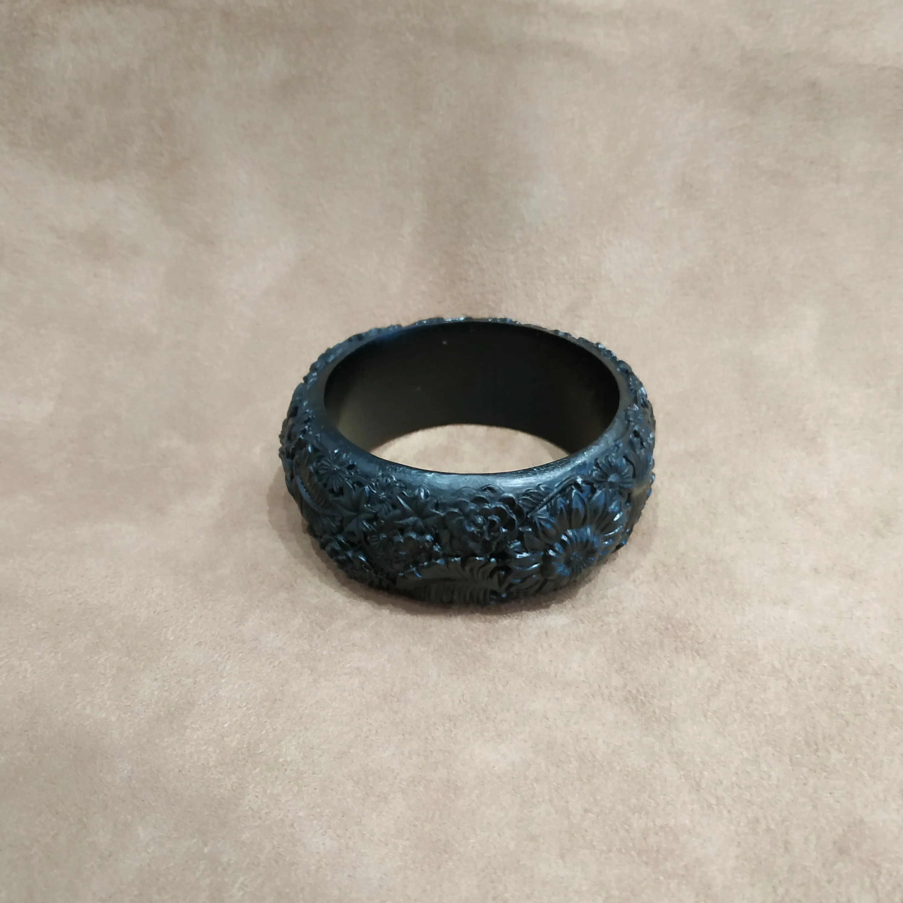 Floral Black Wide Bangle