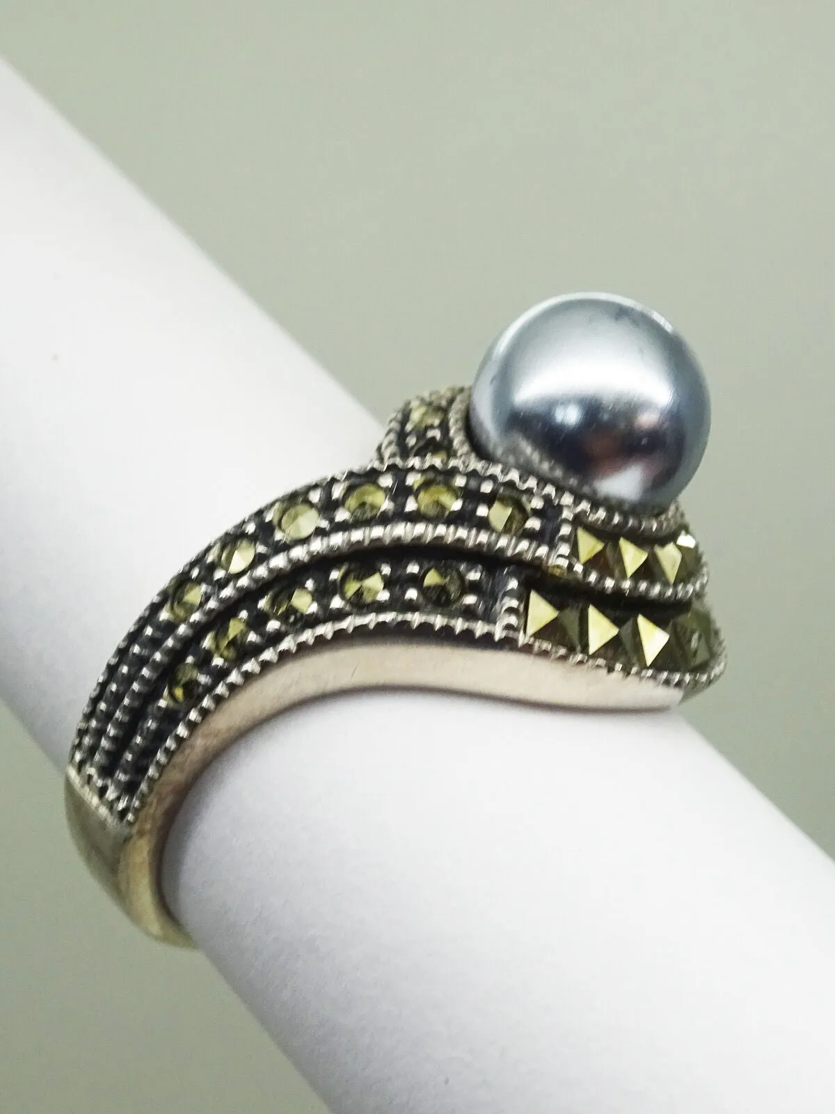 Judith Jack Sterling Silver Marcasite Gray Faux Pearl Ring Size 6.25