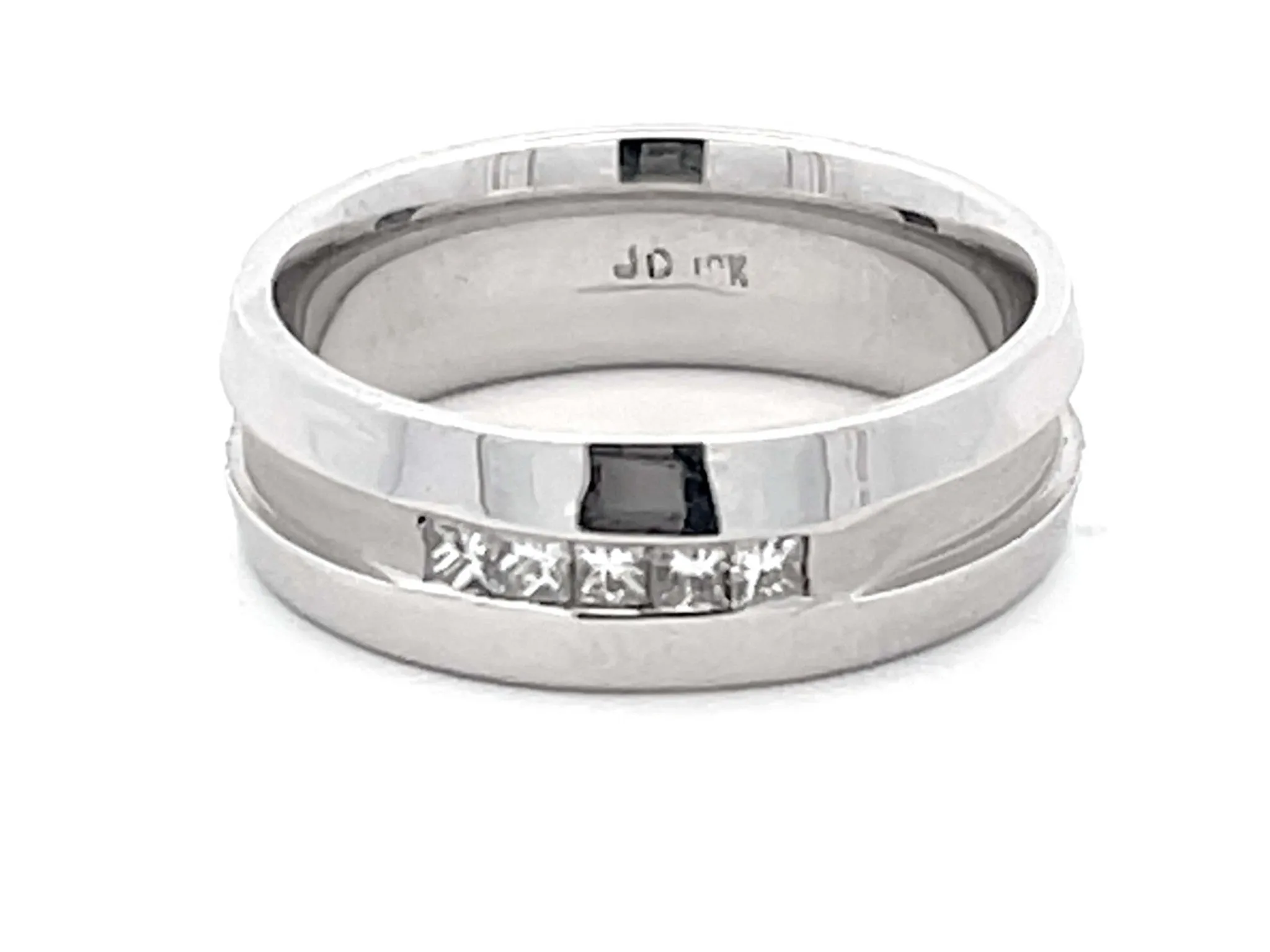 Mens 5 Princess Cut Diamond Satin Finish Center Band Ring in 18k White Gold