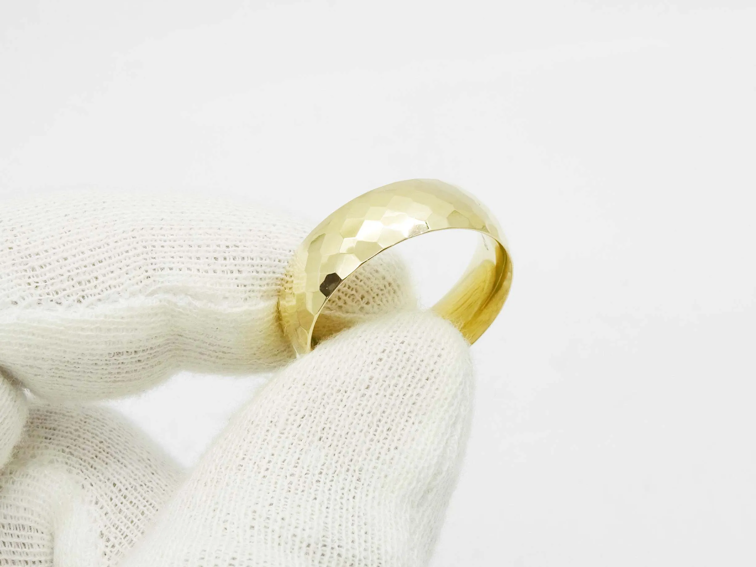 Men's 7mm Wide Hammered Finish Wedding Band Ring 14k Gold Size 10.5