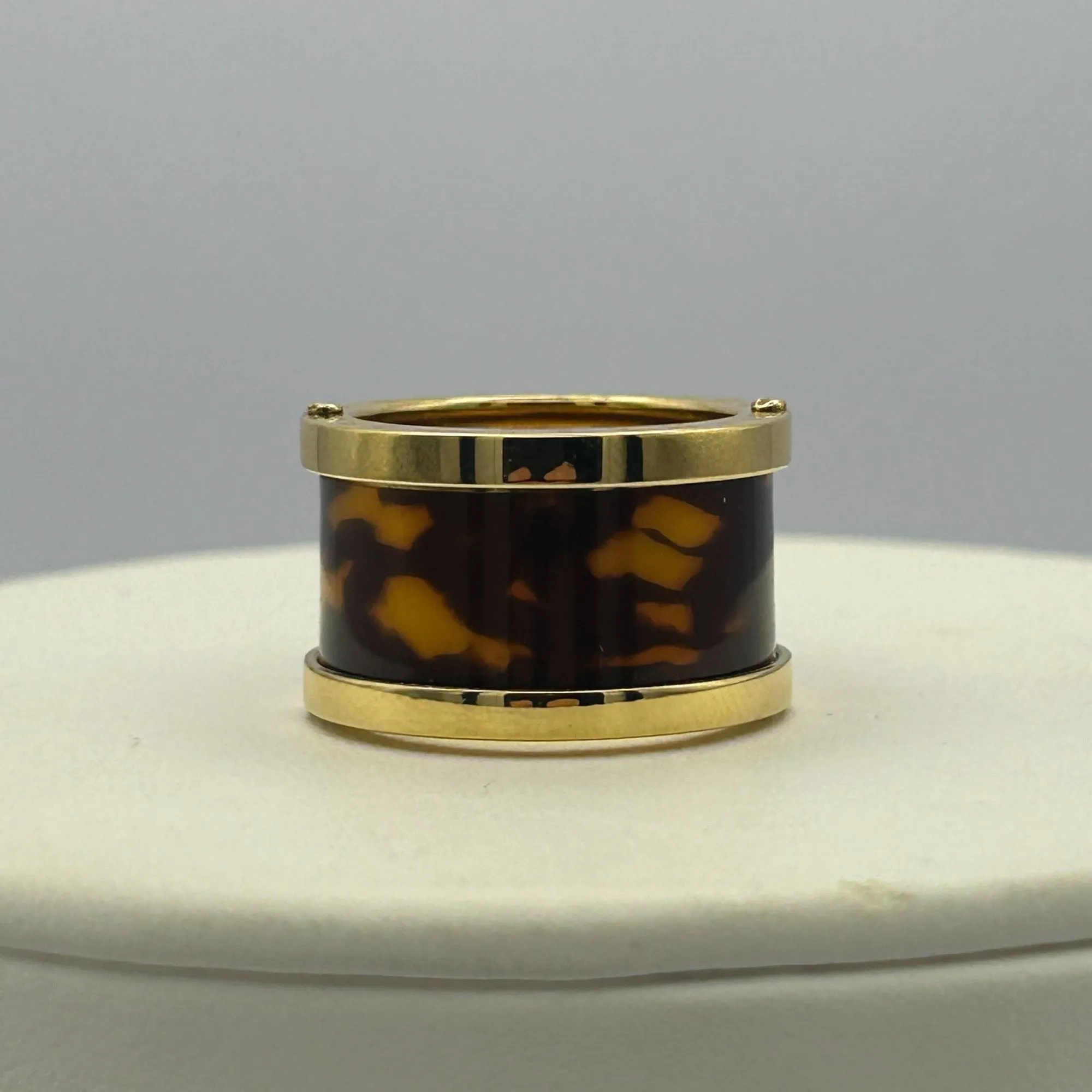 Michael Kors Gold Tone Faux Tortoise Shell Barrel Ring Size 8