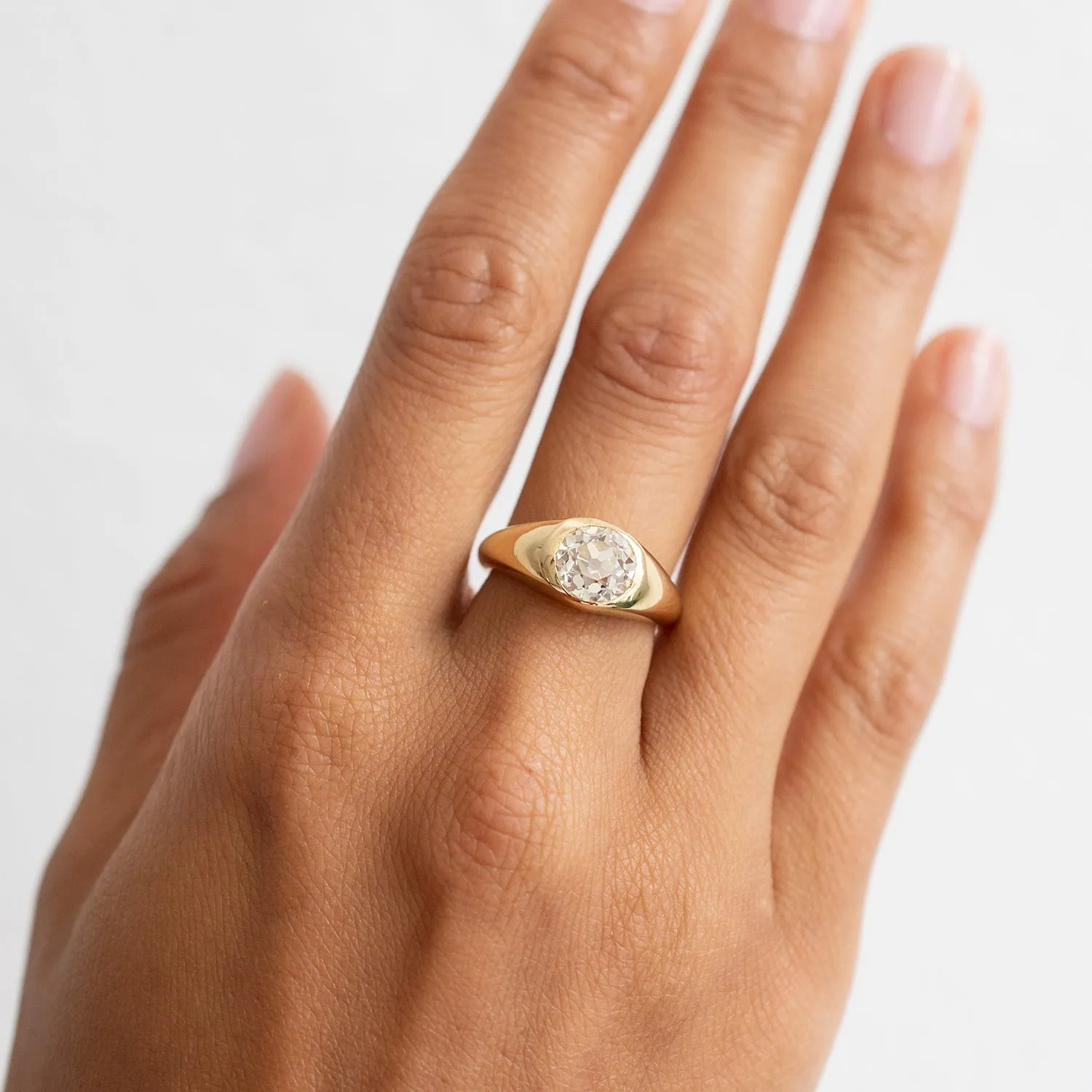 Moonbeam Diamond Signet Ring