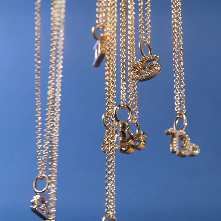 My Zodiac Pav?? Leo 18K Gold Pendant w. Diamonds