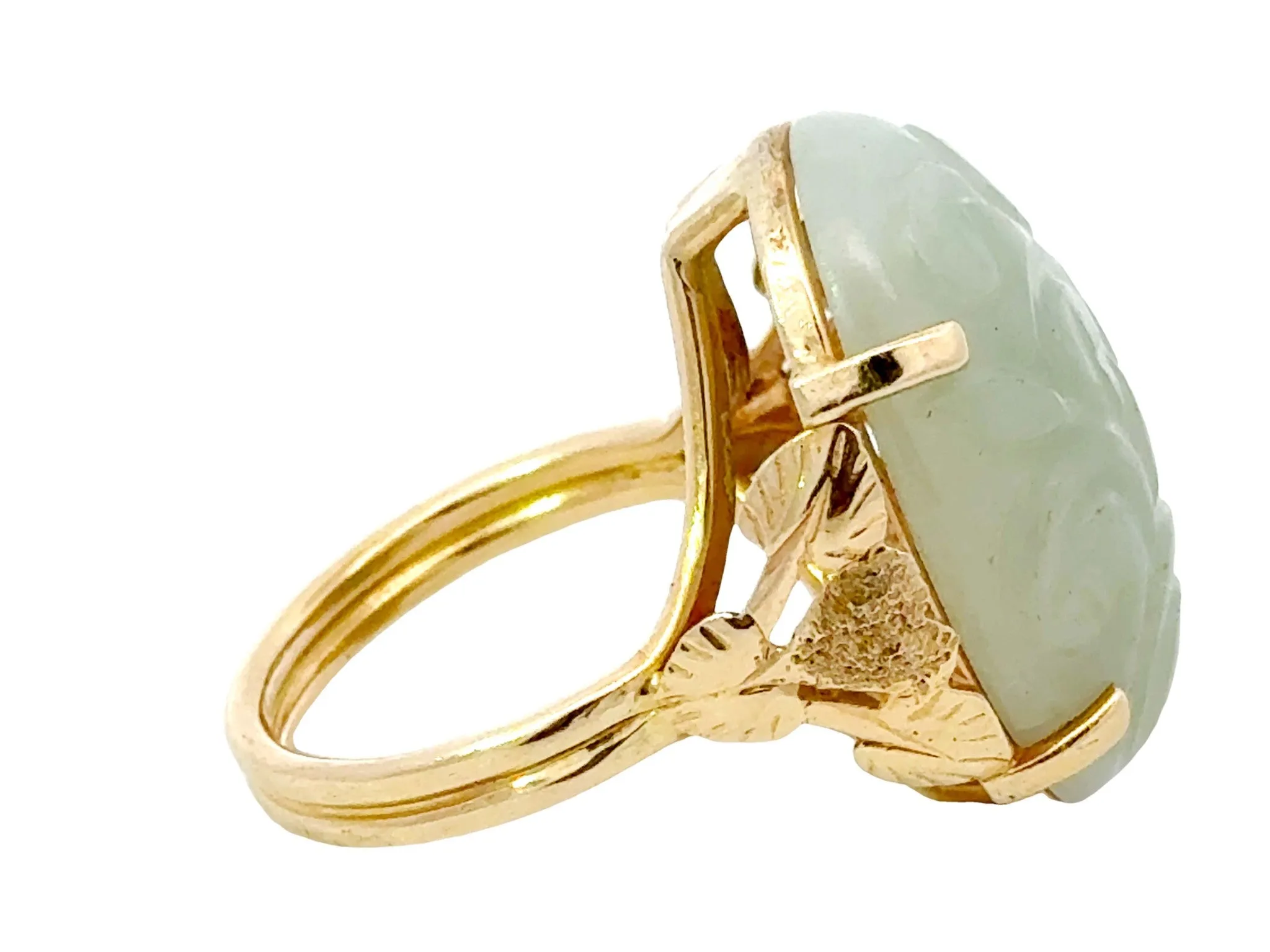 Oval Carved Nephrite Jade Ring 14K Yellow Gold