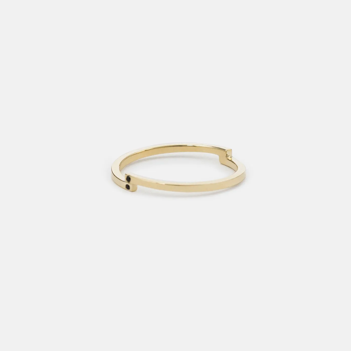 Pili Ring