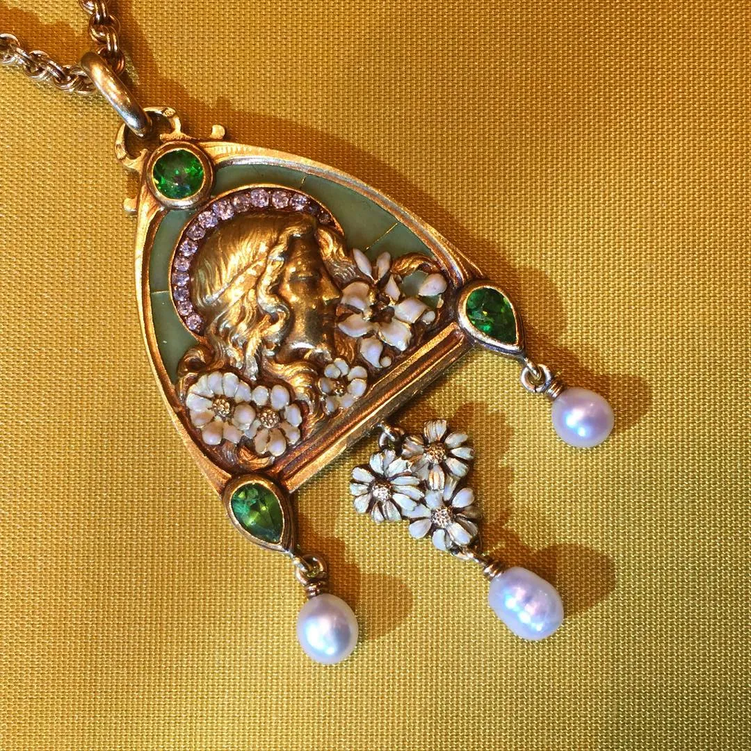 Plique-??-Jour Enamel ??Juliet?? Pendant Necklace
