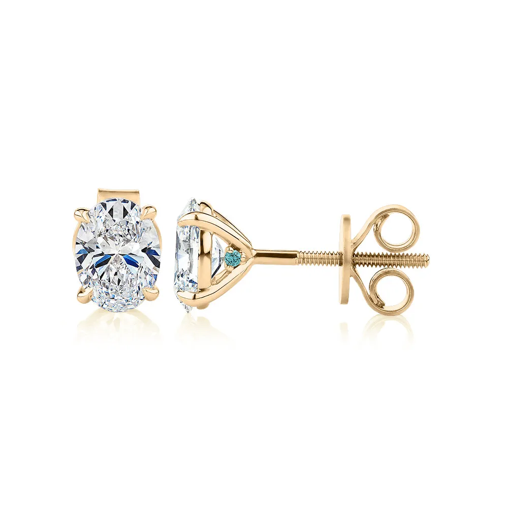 Premium Certified Lab-Grown Diamond, 1.40 carat TW oval stud earrings in 18 carat yellow gold