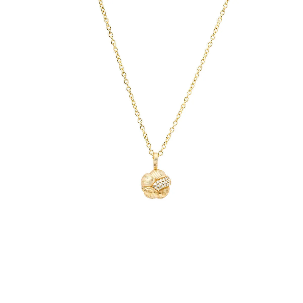 Sav 18K Gold Pendant w. 27 Diamonds