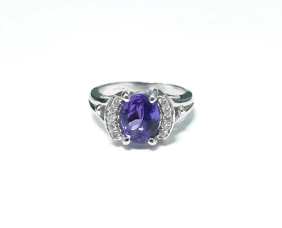 Tanzanite Oval Ring 2.22 cts