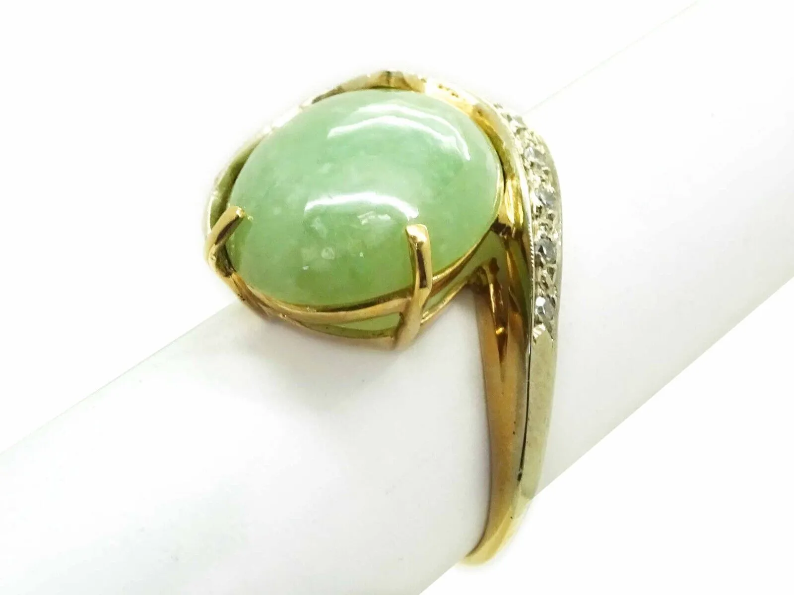 Vintage 9.65ct tw Jade & Diamond Ribbon Filigree Ring 14k Gold Size 6.5