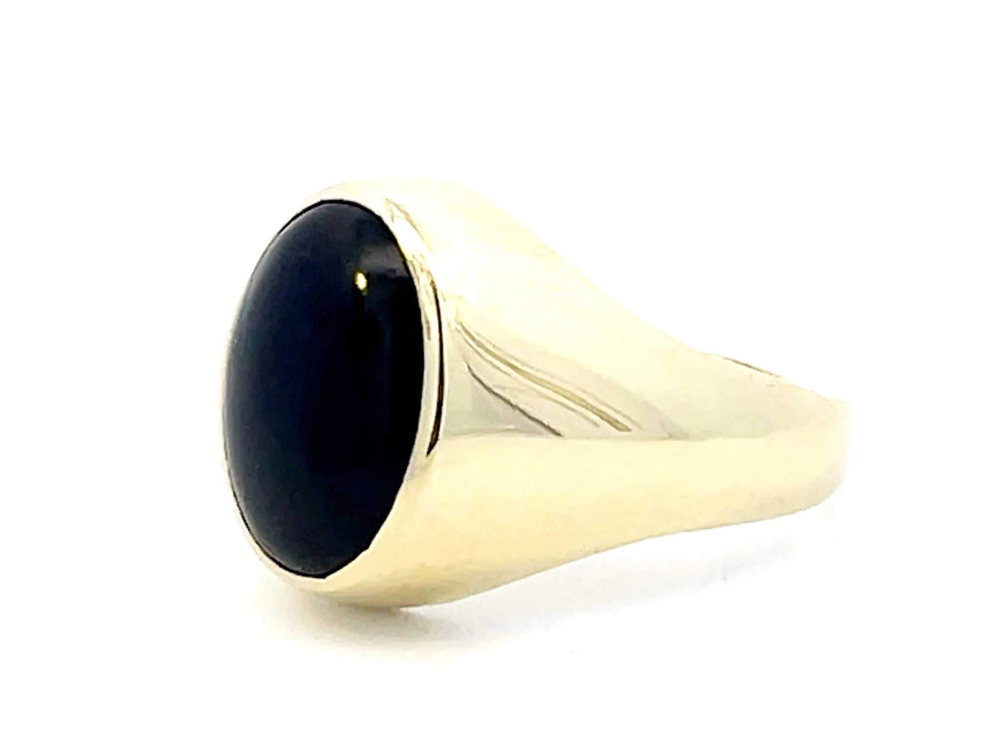 Vintage Men's Black Onyx Ring in 14k Yellow Gold