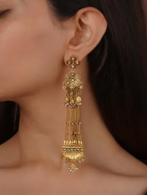 White Color Gold Plated Jadau Kundan Earrings - ME1346